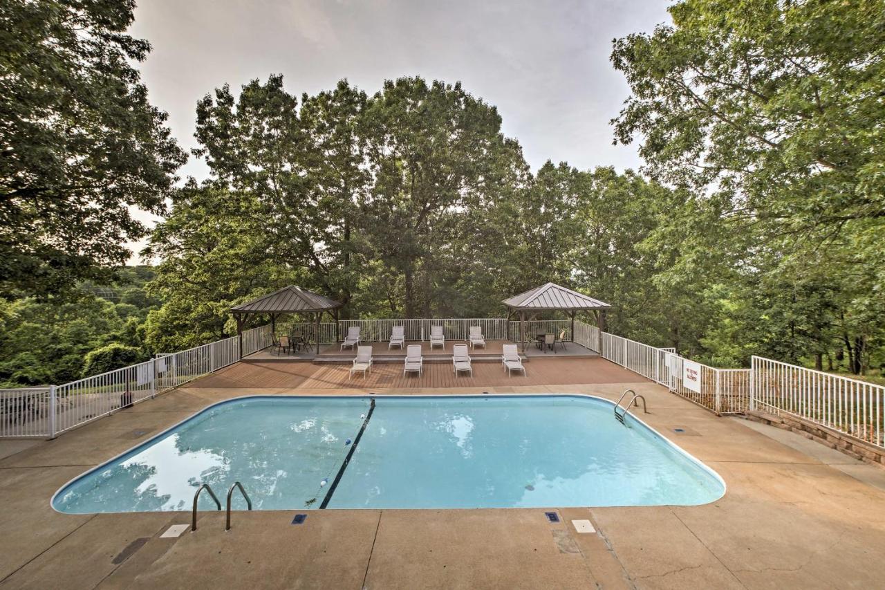 Branson West Condo With Balcony And Resort Amenities Eksteriør billede